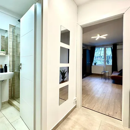 Apartment Tres Chic